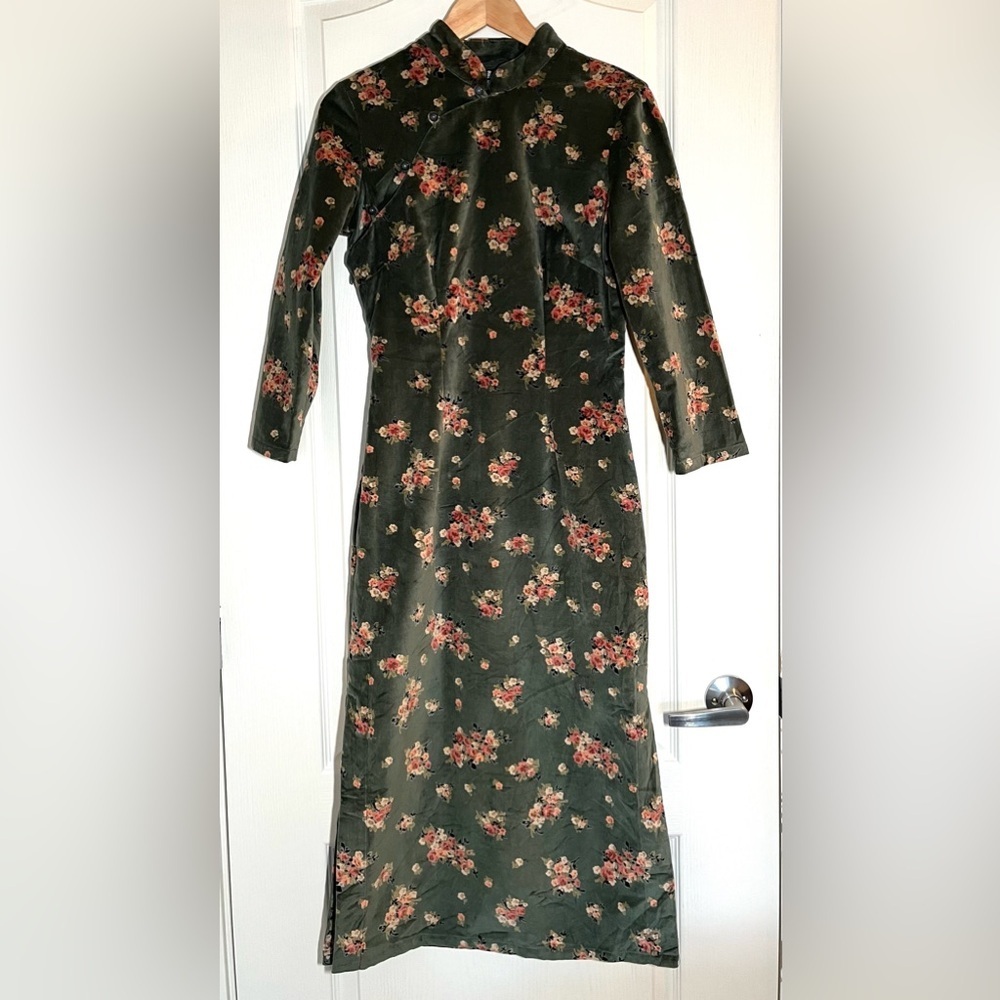 MOMO_TOBO Green Floral Velvet Dress, Whimsigoth Cottagecore Boho Chic Size L - Picture 2 of 16